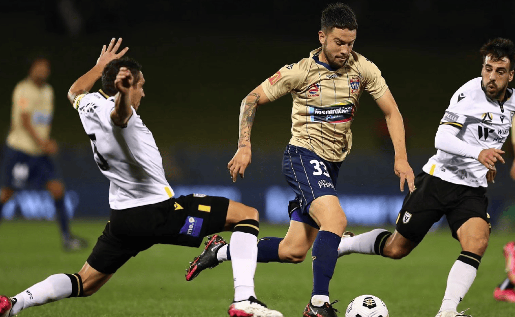 集结日体能课后，纽卡斯尔豪取连胜备战中超，球迷炸锅，临场指挥获称赞的简单介绍-开元官网