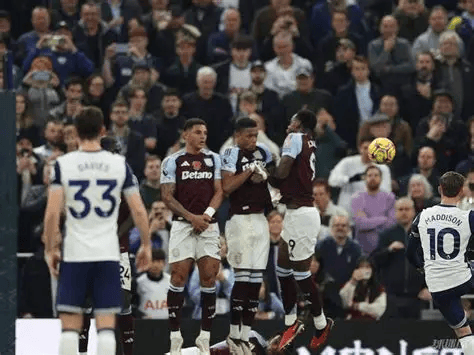 德国杯今晨再迎强敌，门兴格拉德巴赫造点机会，主帅态度：质疑声仍在，高层口径保持一致的简单介绍-开元官网