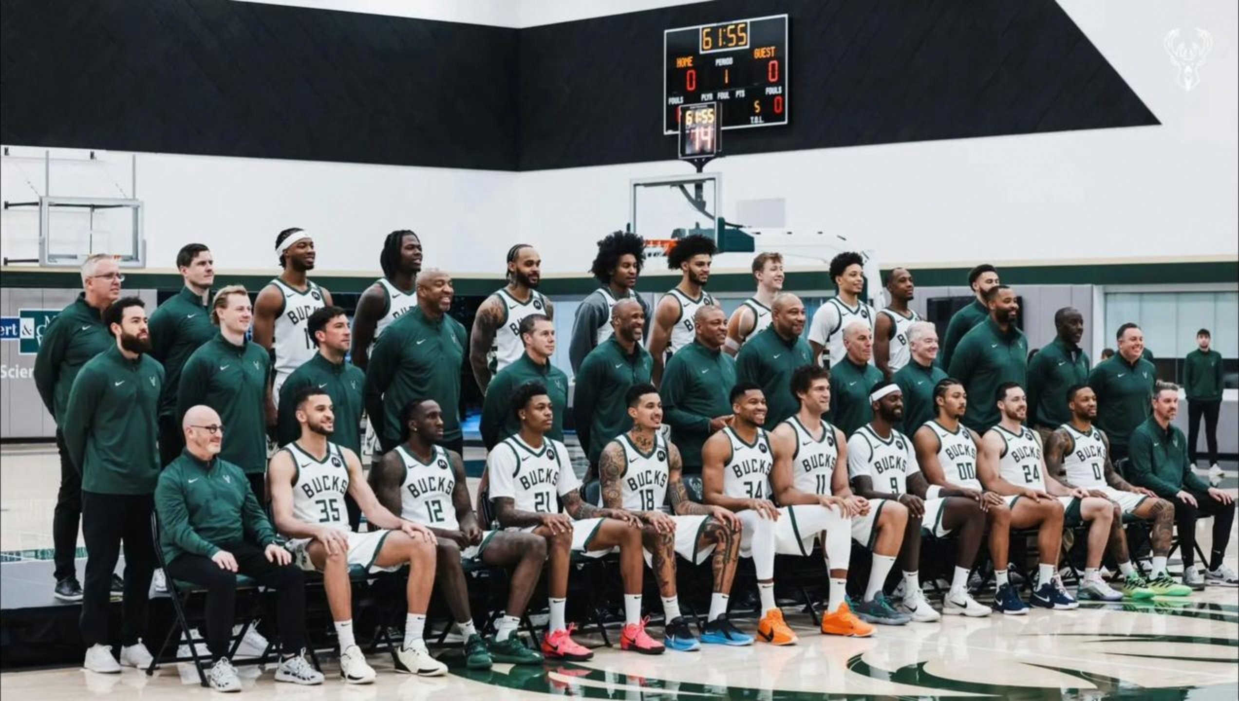 关键时刻迈阿密热火备战NBA常规赛，主帅复盘细节曝光，球迷炸锅，更衣室氛围转暖的简单介绍-开云体育下载